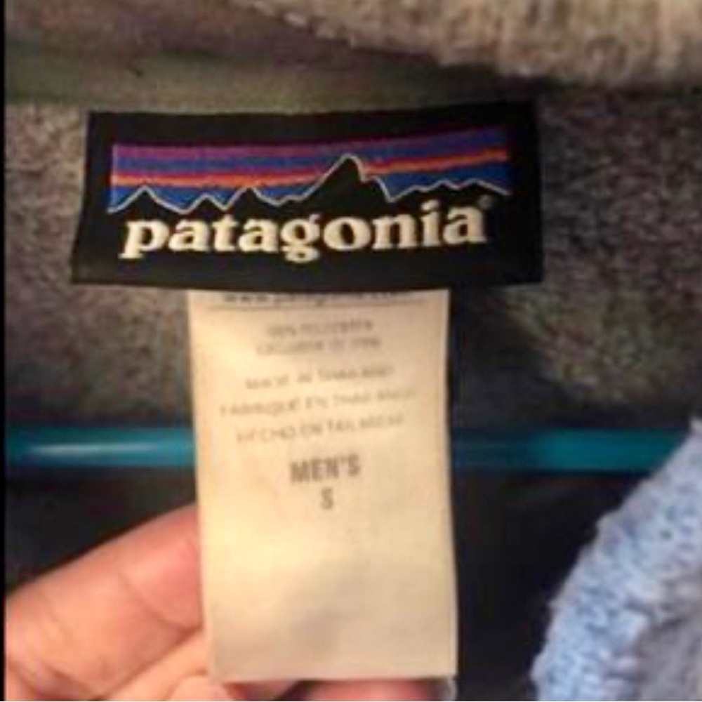 Patagonia Men’s Sweater Fleece Jacket
-$55 - Picture 4 of 4